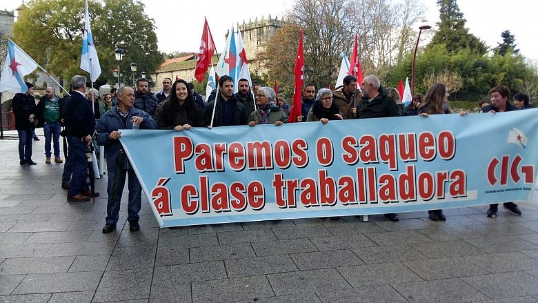 2016-12-14 AsembleaConcentracionVilagarcia02.jpg